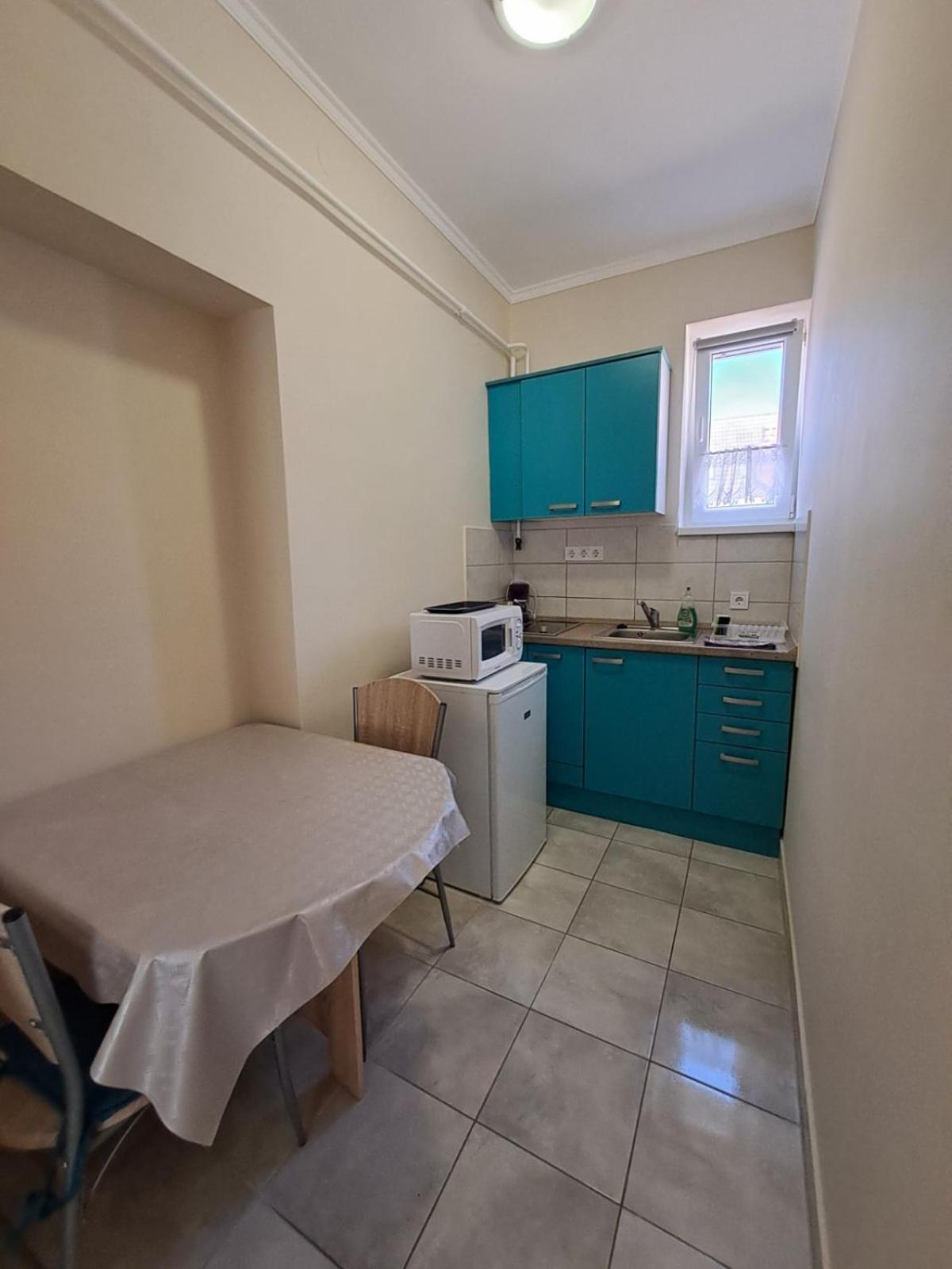 Berta Panzio Bed and Breakfast Hajdúszoboszló Buitenkant foto
